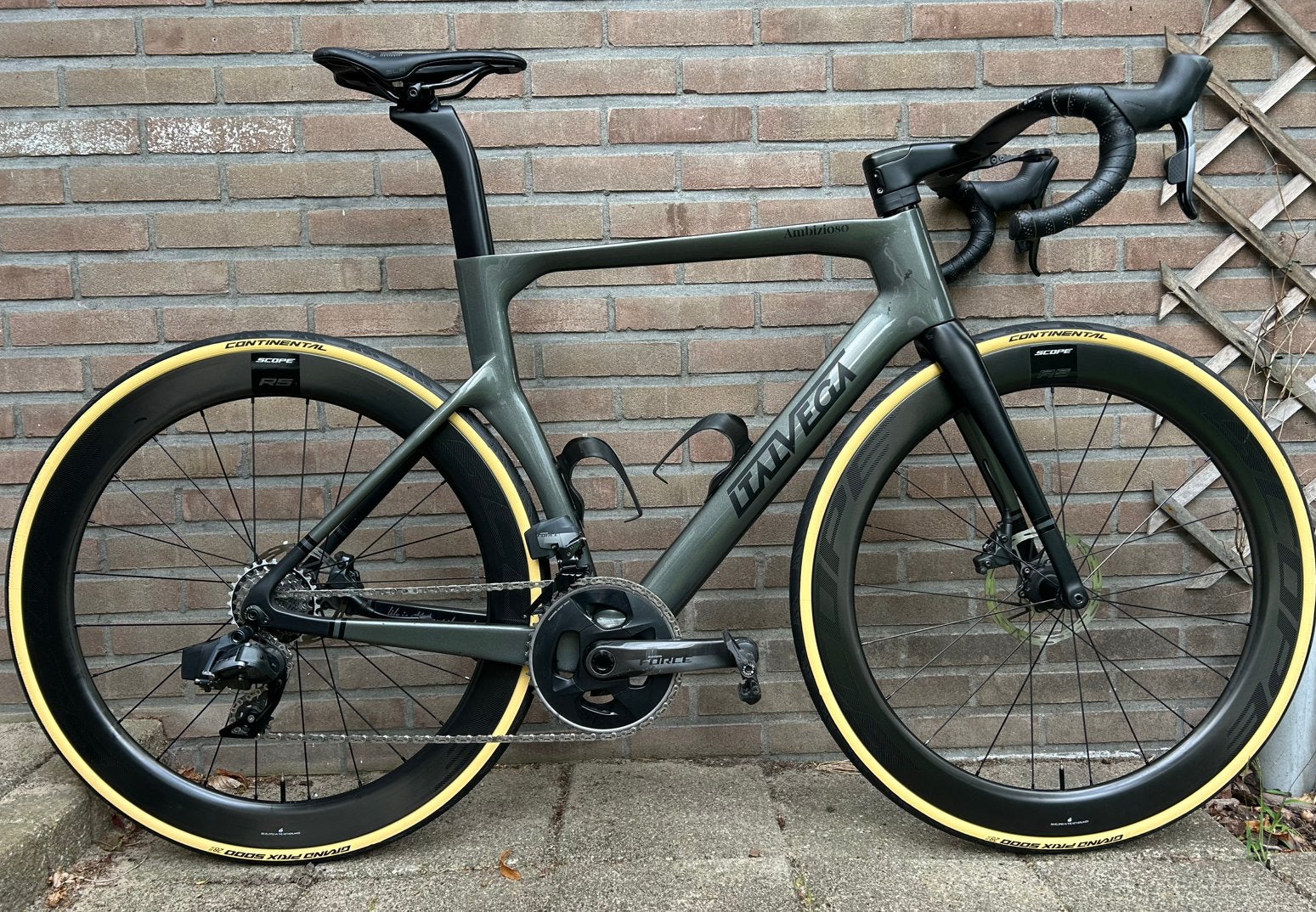 Italvega Ambizioso - Aerofiets met SRAM Force D1 12 sp, Fietsen en Brommers, Gebruikt, Carbon, Meer dan 20 versnellingen, Schijfrem