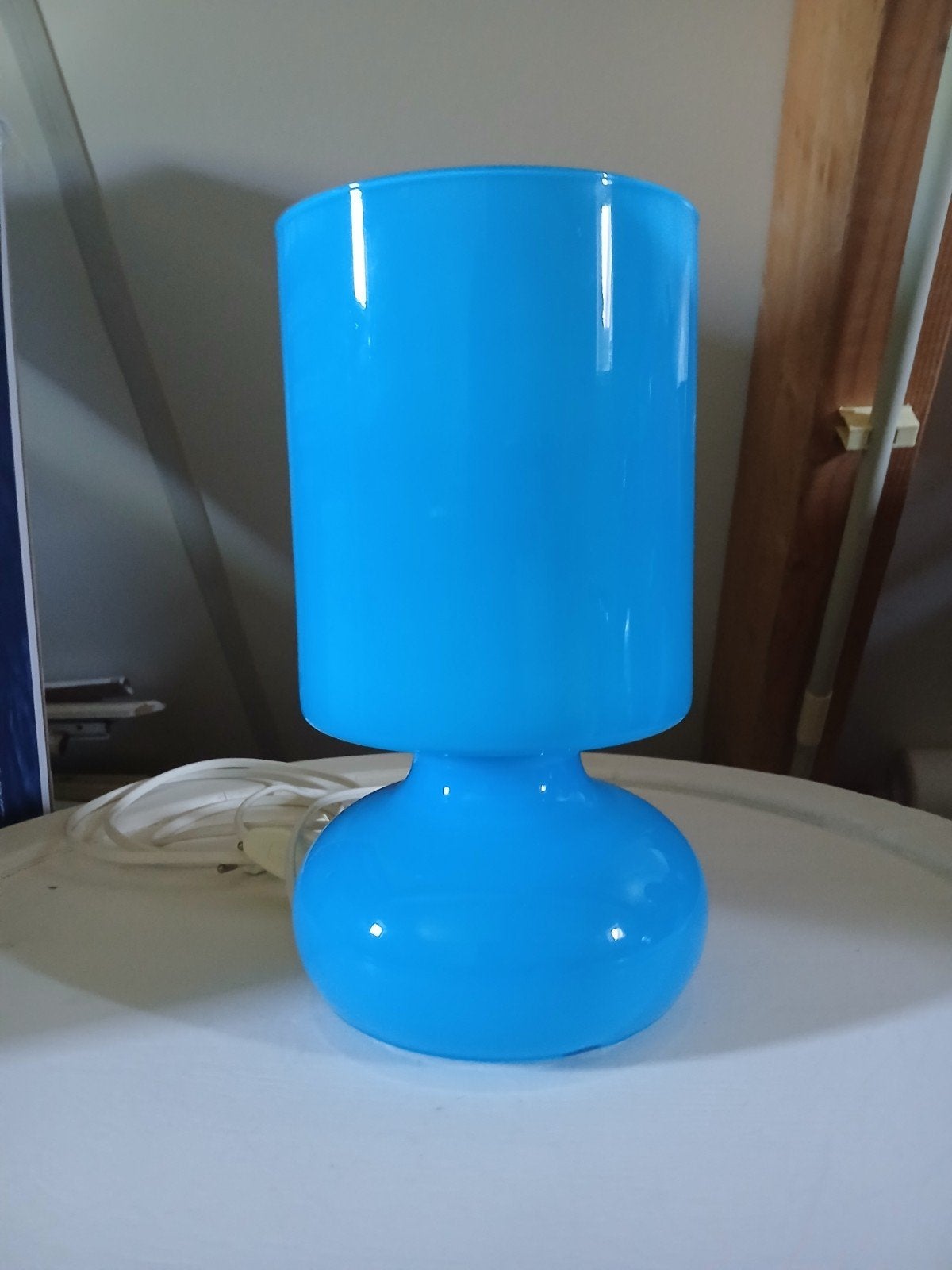 IKEA LYKTA Tafellamp - Blauw Glas, Huis en Inrichting, Lampen | Tafellampen, Blauw, E14 (klein), Ophalen of Verzenden, IKEA