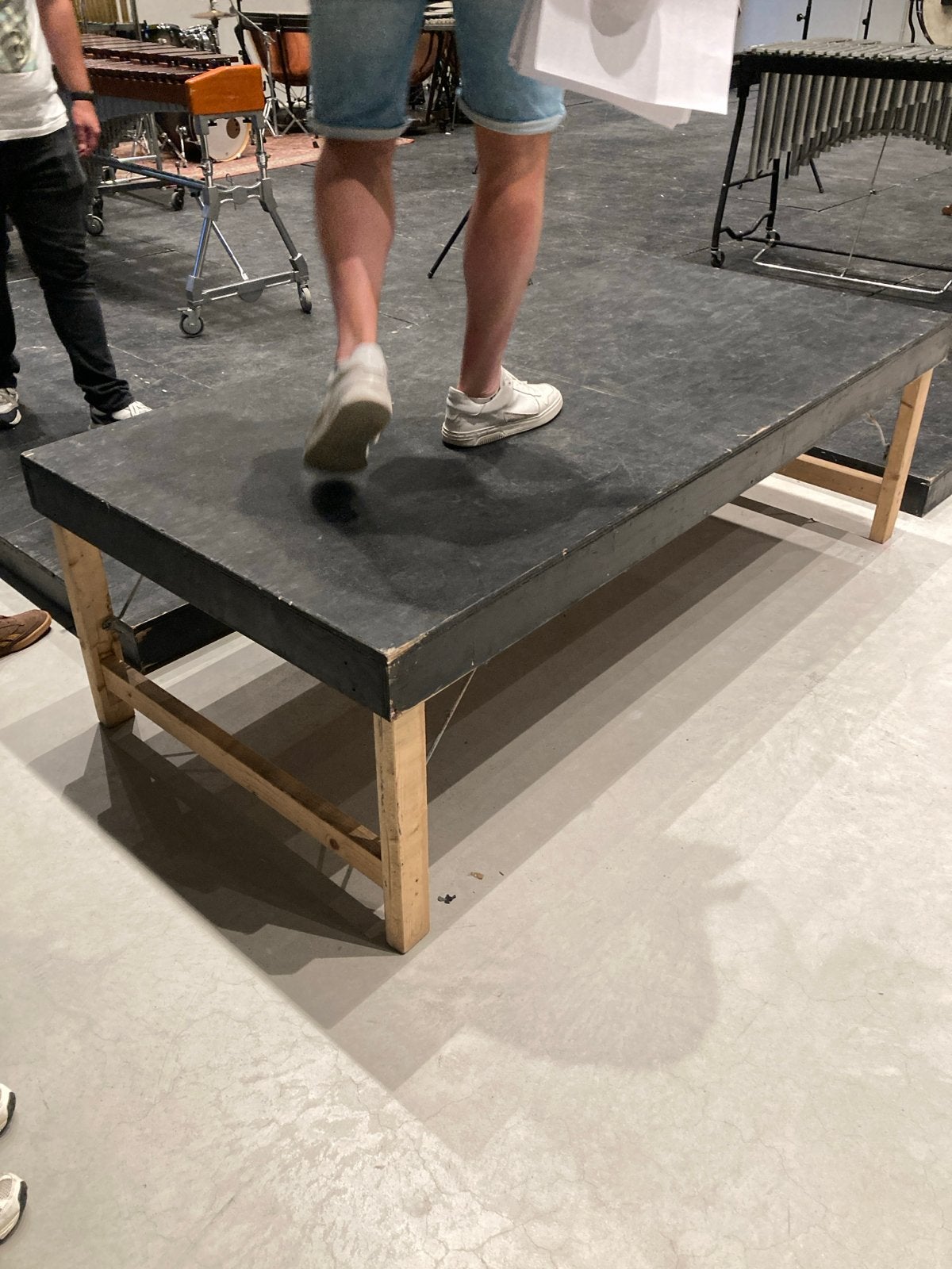 Stevige en veelzijdige podiumelementen / podiumdelen, Ophalen, Gebruikt