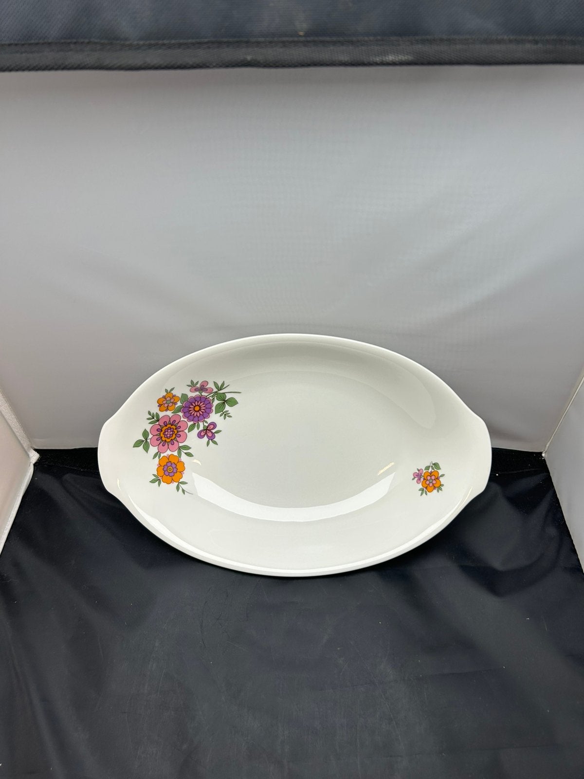 Hutschenreuther Arzberg serveerschaal–Jaren 70 retro bloemen, Ophalen