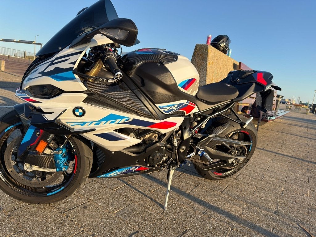 BMW S1000RR 2024 M Package | M Carbon | Full Option |, 4 cilinders, Motorrijbewijs A, Handvatverwarming, Gebruikt