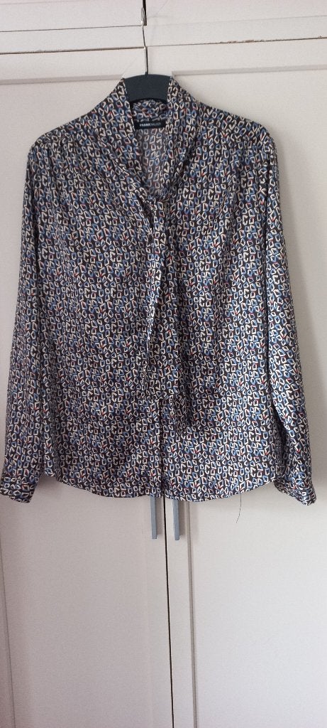 Frank Walder top/blouse met strikkraag maat 42 zgan, Meerkleurig, Maat 42/44 (L), Ophalen of Verzenden, Zo goed als nieuw