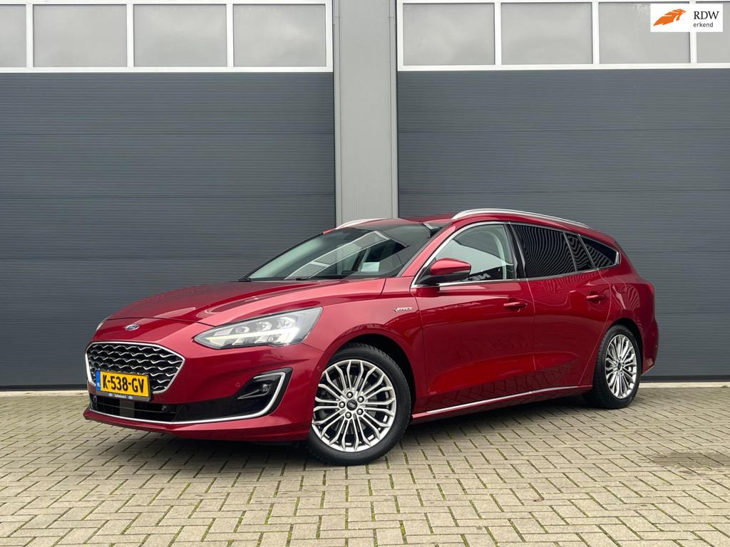 Ford Focus Wagon 1.0 EcoBoost Vignale Ford Focus Wagon Vigna, 125 pk, Gebruikt, 1283 kg, Leder