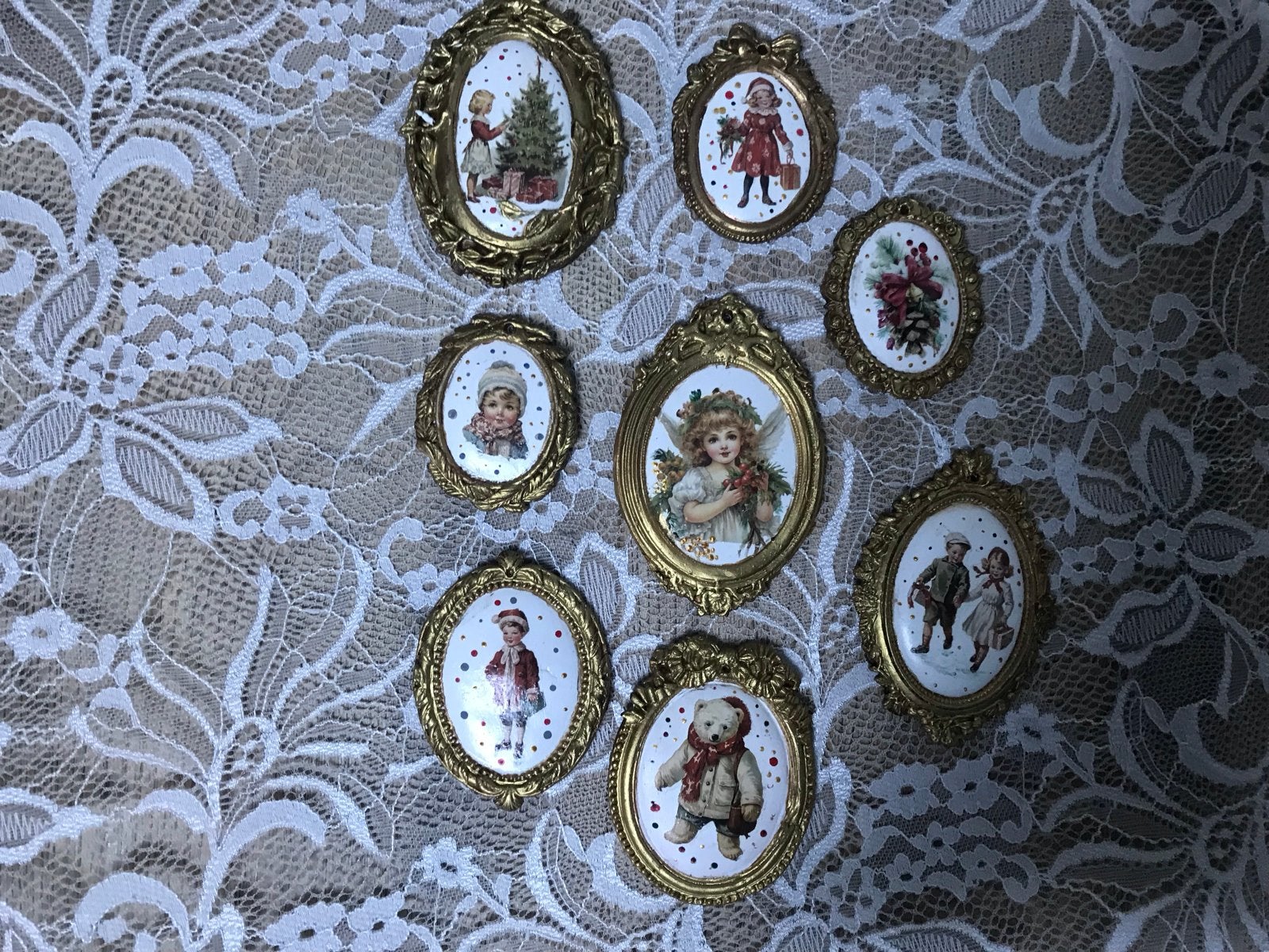 Set van 8 Vintage Kerst Miniatuur schilderijtjes, Ophalen of Verzenden
