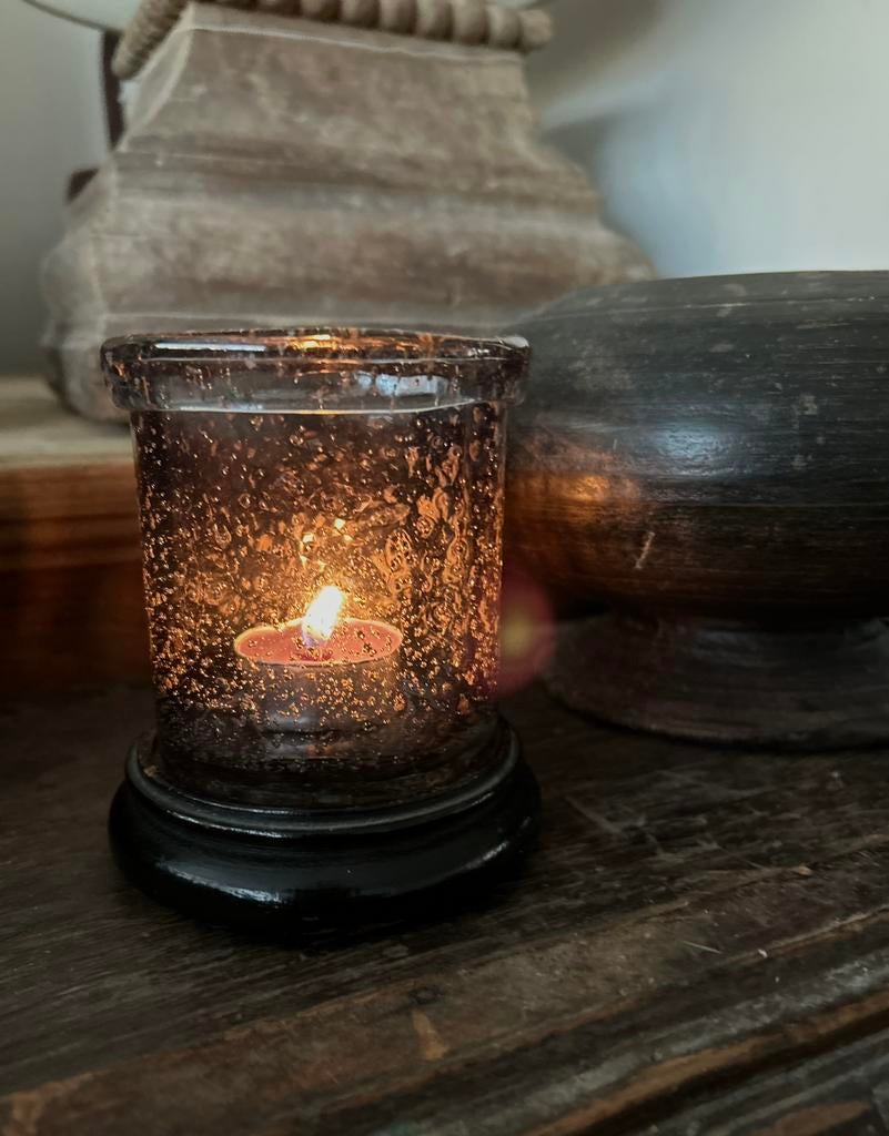 Klein windlichtje op oud oosters voetje sober sleets, Ophalen of Verzenden