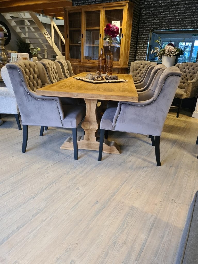 VOORRAAD 6 Landelijke Eetkamerstoelen Victoria Stof Taupe 14, Overige kleuren, Nieuw, Ophalen of Verzenden, Landelijke eetkamerstoelen Victoria stof taupe gratis bezorging