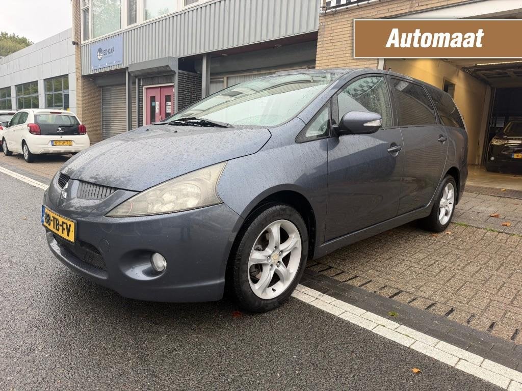 Mitsubishi GRANDIS 2.4-16V Intense 7PERS AUTOMITIC CRUISE DR, Auto's, 7 stoelen, Bedrijf, Verwarmde buitenspiegels, 93 €/maand