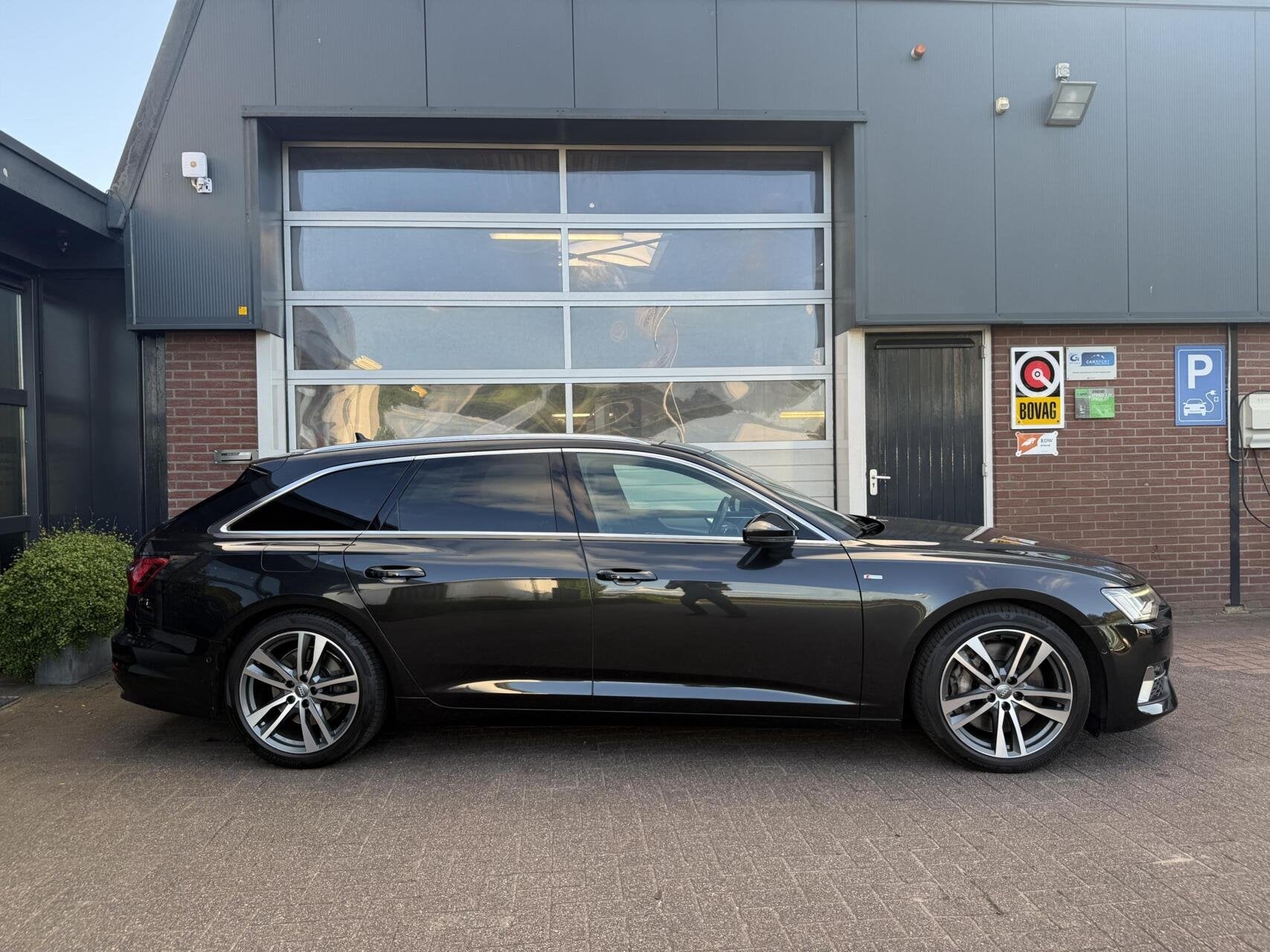 Audi A6 Avant 55 TFSI 3.0 Quattro S-LINE PANO/KEYLESS *ALL-I, Auto's, Automaat, 12 maanden, Gebruikt, 2995 cc