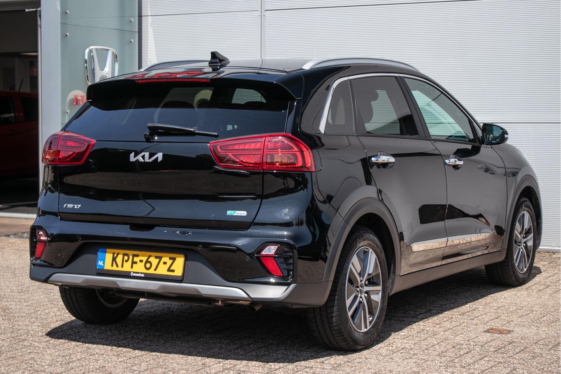 Kia Niro 1.6 GDi PHEV ExecutiveLine - Leer | Mem.stoel | Sto, Auto's, 8 kWh, Gebruikt, Euro 6, Zwart