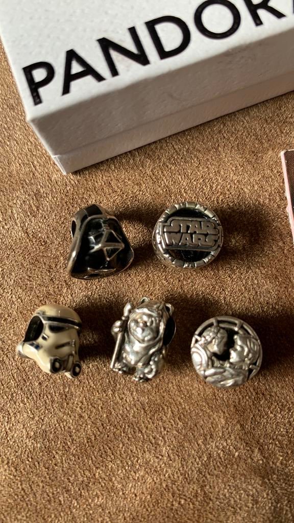 Pandora Star Wars bedels origineel per stuk €15, Sieraden, Tassen en Uiterlijk, Bedels, Pandora, Ophalen of Verzenden, Zo goed als nieuw