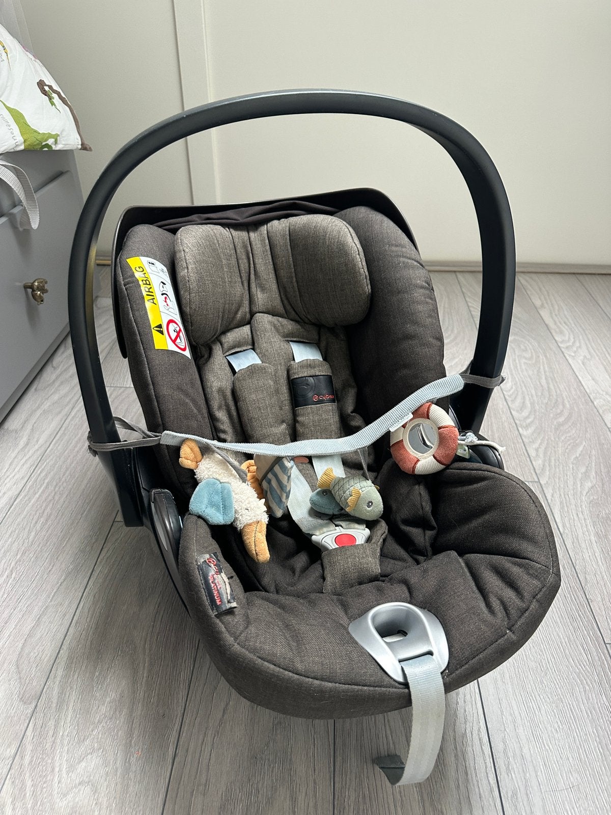 Cybex platinum maxi-cosi en auto isofix, Autogordel, Slaapstand, Zo goed als nieuw, 0 t/m 13 kg