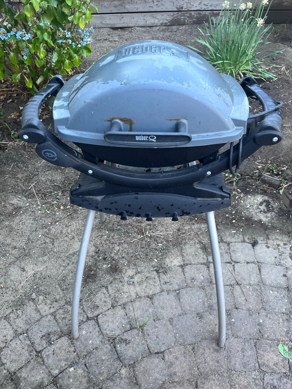 Weber Q1400 Elektrische BBQ met onderstel, Tuin en Terras, Elektrische barbecues, Ophalen of Verzenden, Gebruikt