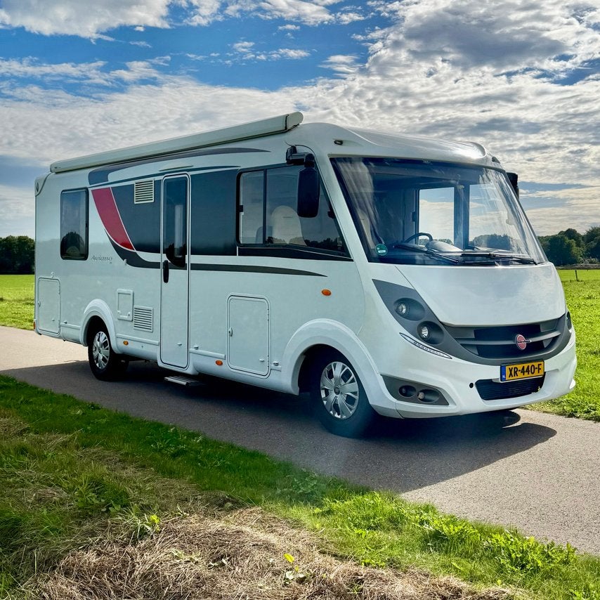 Bürstner Aviano i 700 Integraal | 2xAirco | Queensbed | 2016, Caravans en Kamperen, Integraal, Ringverwarming, Fiat, Bürstner