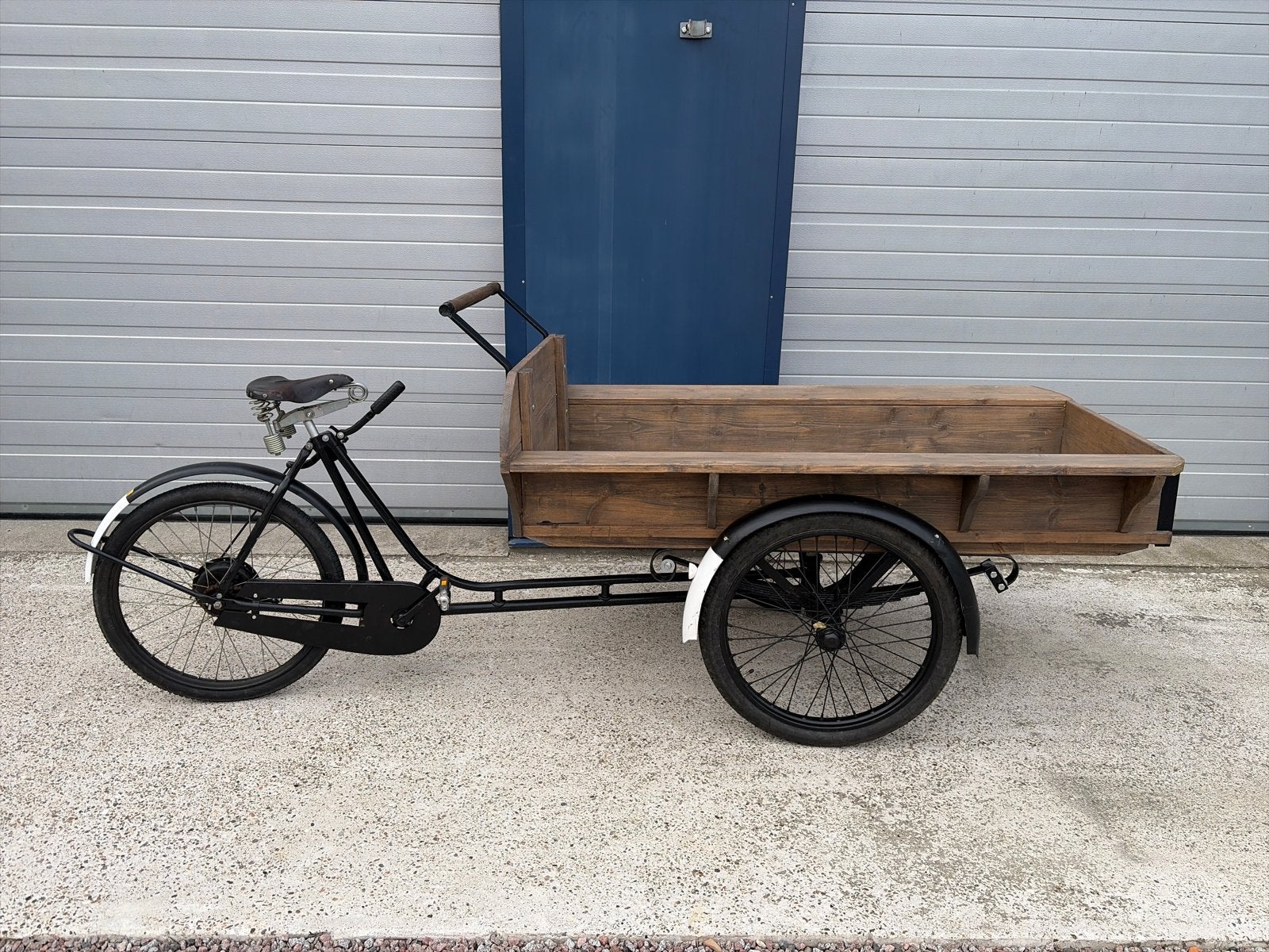 Bakfiets/reclame kar met nieuwe opbouw bak - J.v. Diermen, Gebruikt, Goederen, Trommelrem, Ophalen
