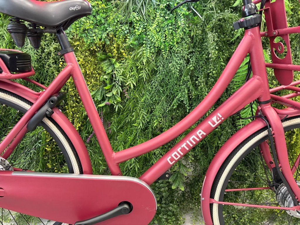 Foto 2 van Cortina E-U4 Transportfiets | 300Wh | Slechts 2090km | 57cm