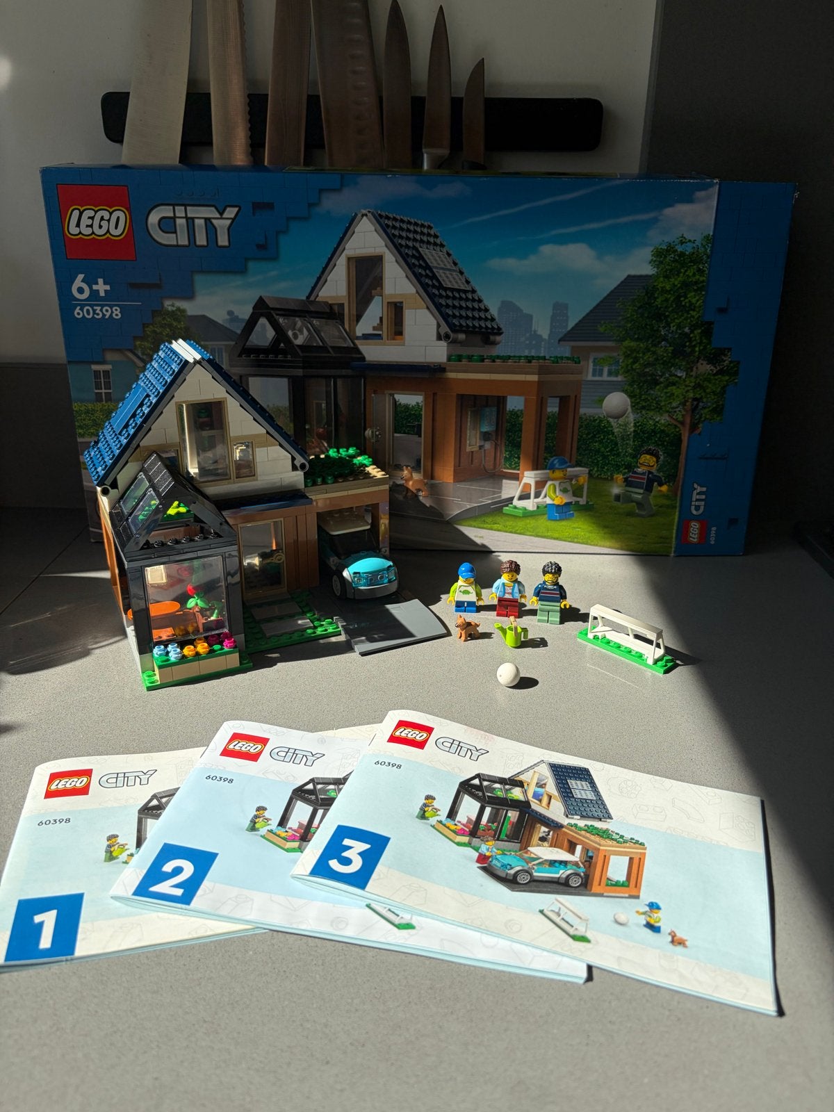 LEGO City 60398 Modern Huis - Zo goed als nieuw, Ophalen of Verzenden, Zo goed als nieuw, Overige merken