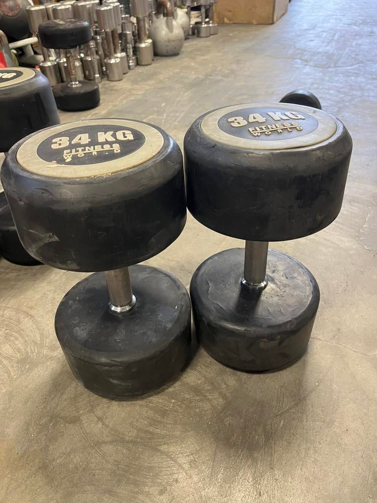 2 x 34 kg rubberen dumbbells dumbbell set gewichten, Ophalen, Dumbbell, Gebruikt, Dumbbells