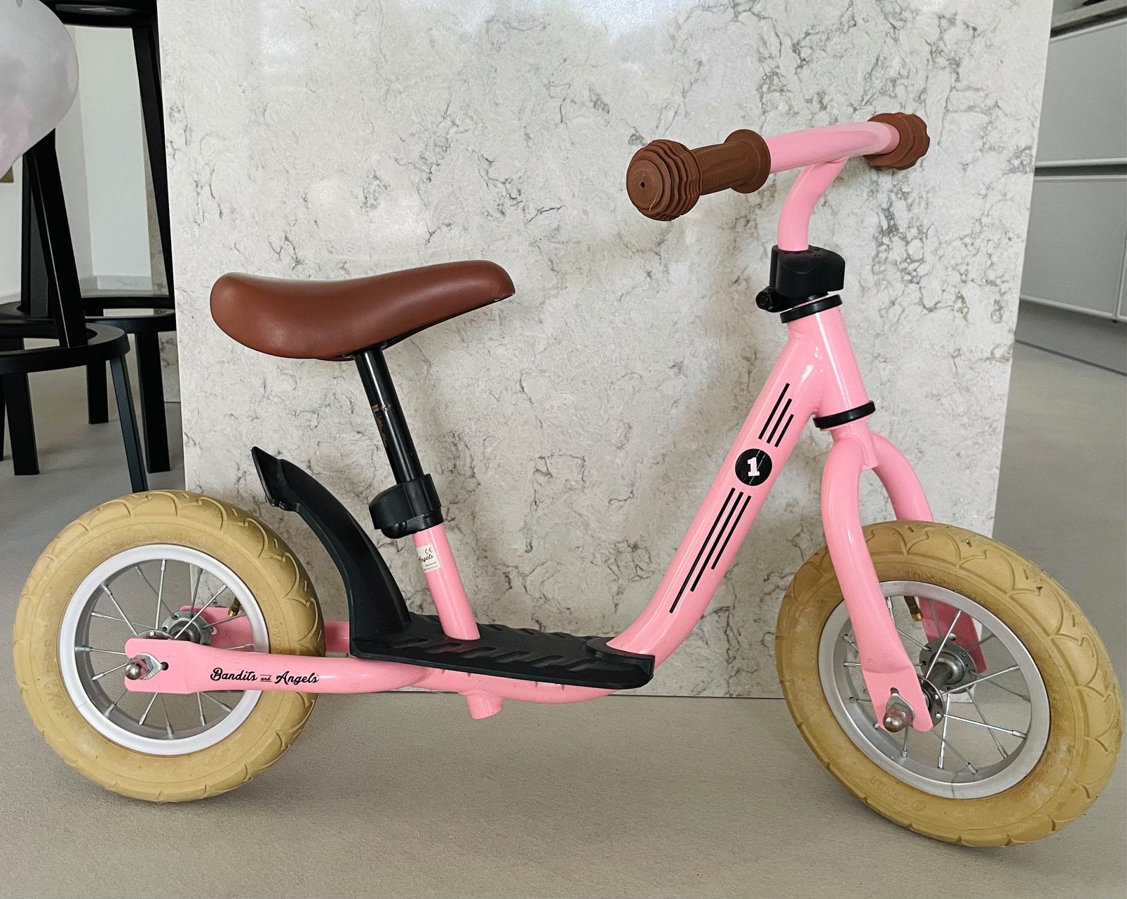 Loopfiets roze, Bandits & Angels