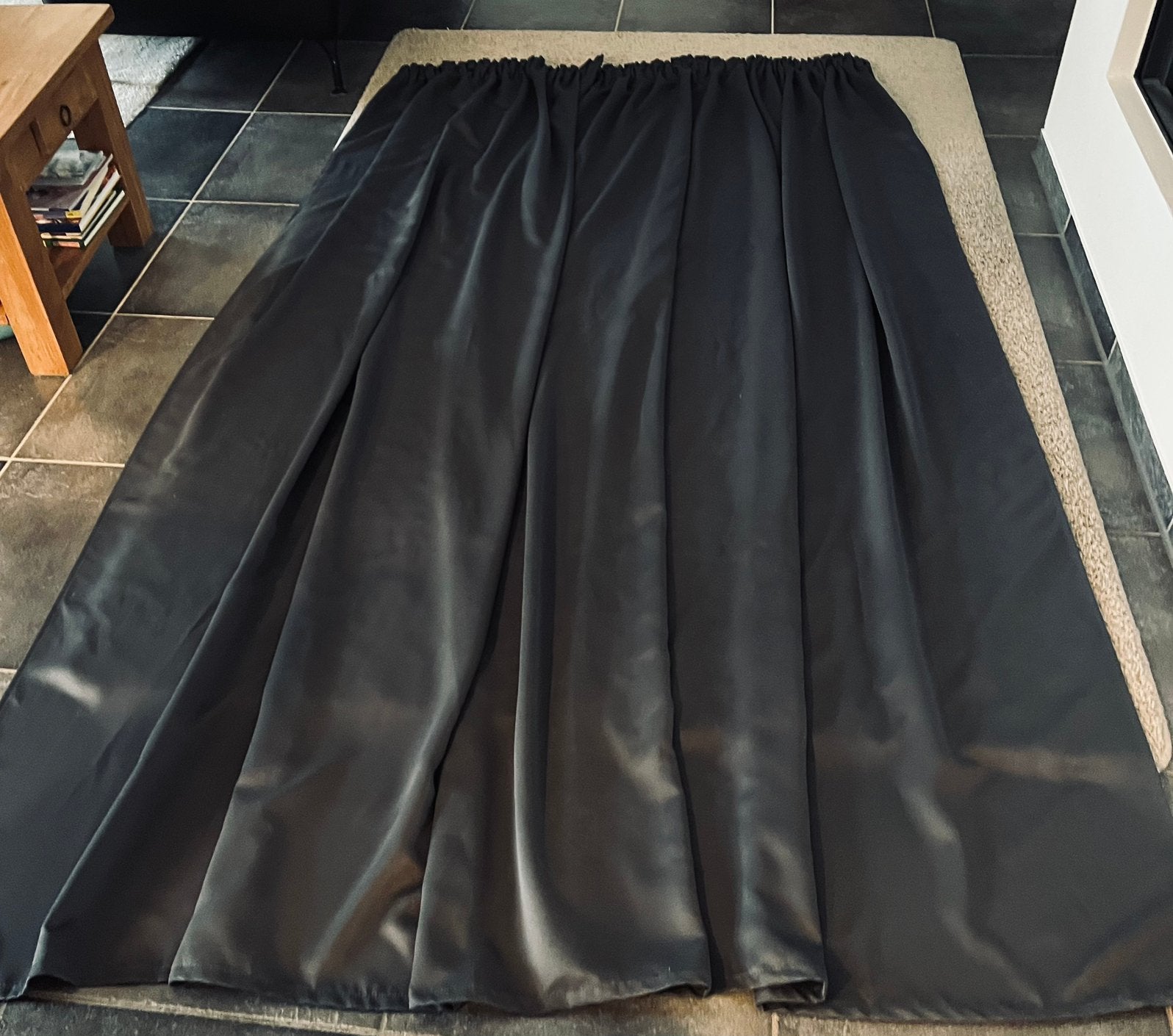 Grijze verduisterende gordijnen., Verduisterend, 272 cm, Ophalen of Verzenden, 256 cm