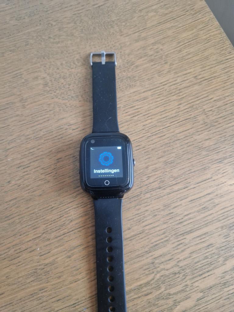 One 2 track Neo kinderhorloge / GPS horloge, Zwart, Ophalen of Verzenden, Zo goed als nieuw, GPS