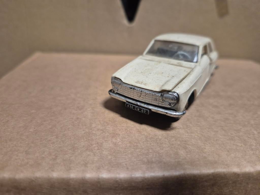 Norev peugeot 204 coupe 1;43 no 147, Ophalen of Verzenden, Auto, Norev