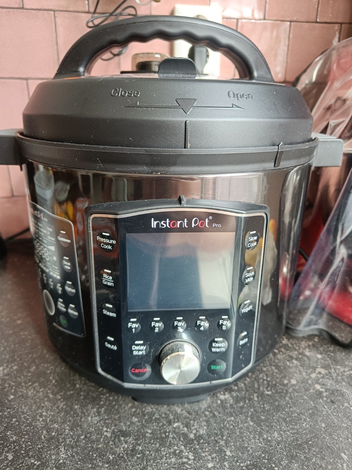 Instant Pot Pro 60 multicooker - Complete set - 5.7 liter, Ophalen of Verzenden, Zo goed als nieuw