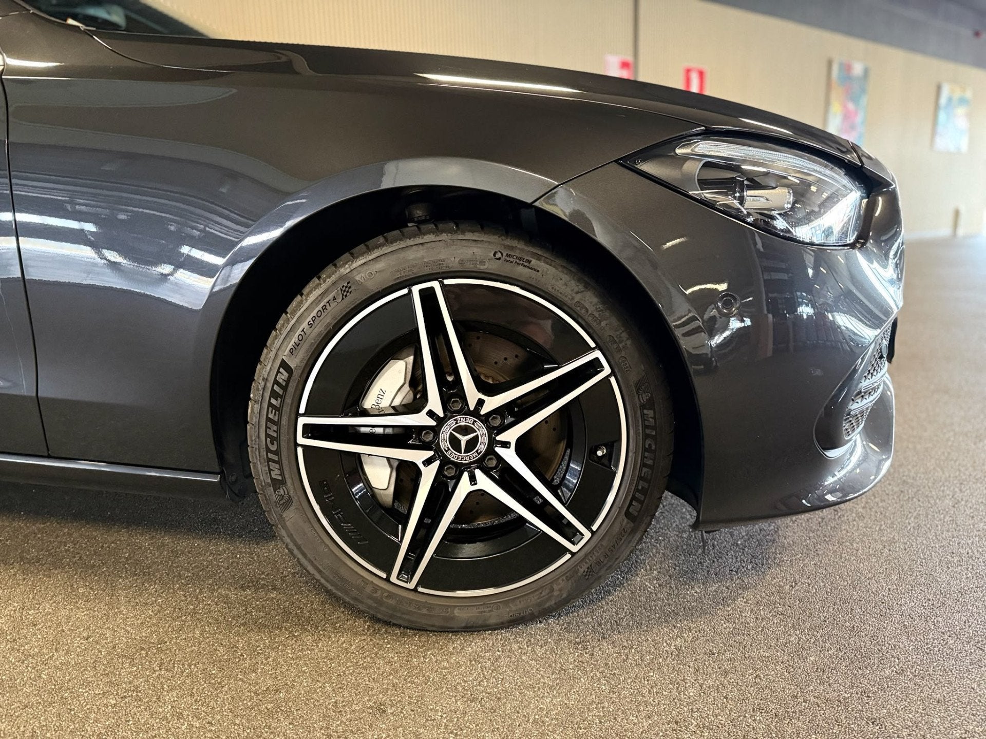Mercedes-Benz C-Klasse 300e Avantgarde-SOH 99%-PANORAMA-CAME, Auto's, 12 maanden, Achterwielaandrijving, Euro 6, 4 cilinders