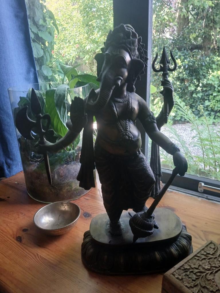 Ganesha Beeld - Bronskleurig - Hindoeïstische God, Antiek en Kunst, Ophalen of Verzenden, 20 - 50 cm, Op sokkel, Beeld