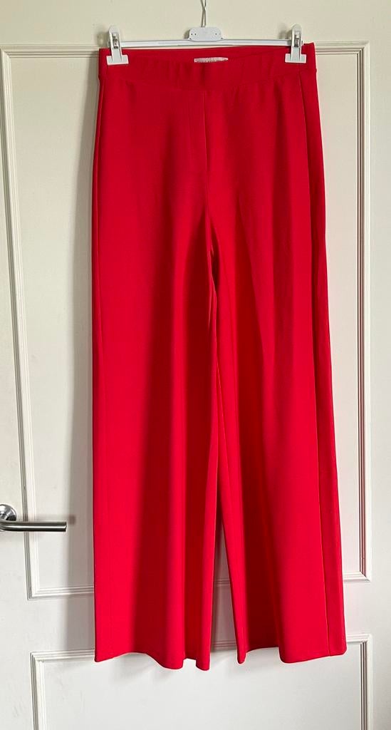 Rode Studio Anneloes Lexie bonded trousers, broek in maat M., Maat 38/40 (M), Nieuw, Ophalen of Verzenden, Lang