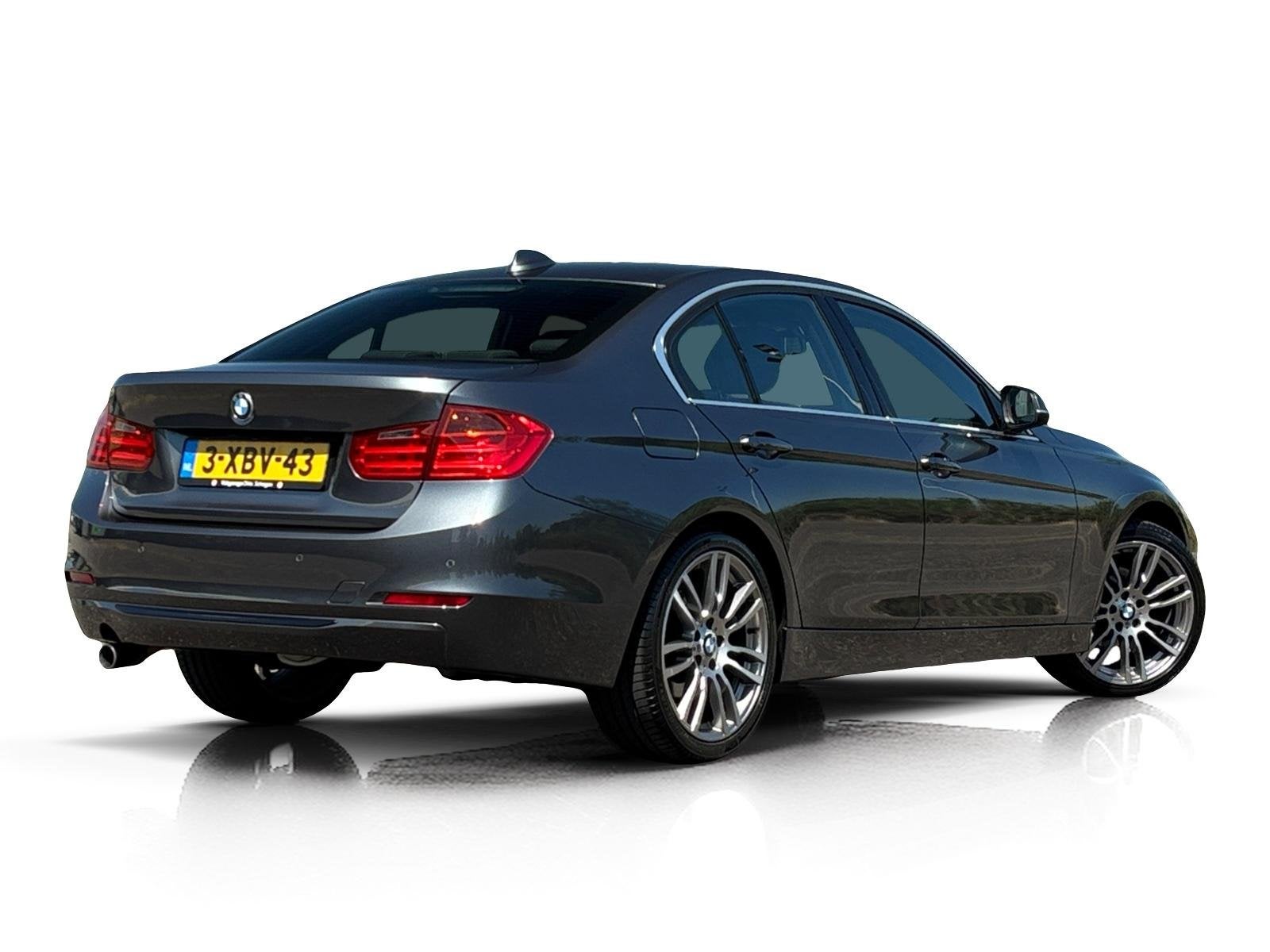 BMW 3-serie 316i High Executive ✅ Xenon ✅ Sportstoelen, Auto's, Automaat, Gebruikt, Euro 6, 4 cilinders