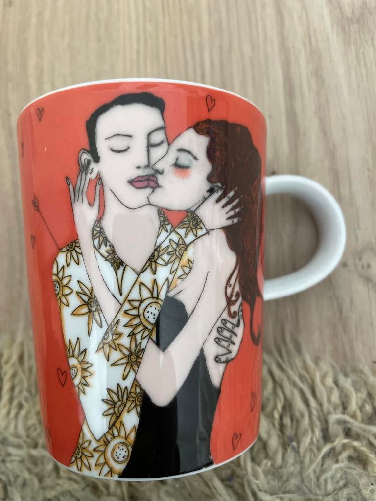 Mok met romantische illustratie van kussend stel, Ophalen of Verzenden, Nieuw