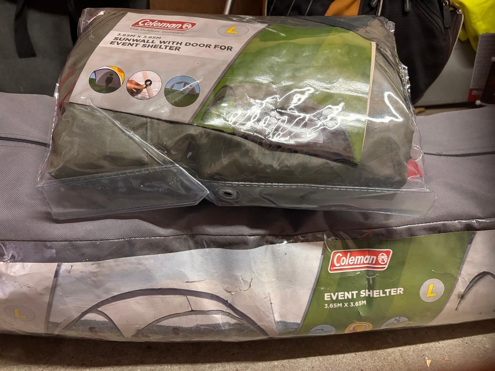 Coleman Event Shelter L (3,65 x 3,65) met zijwand, Ophalen of Verzenden, Zo goed als nieuw