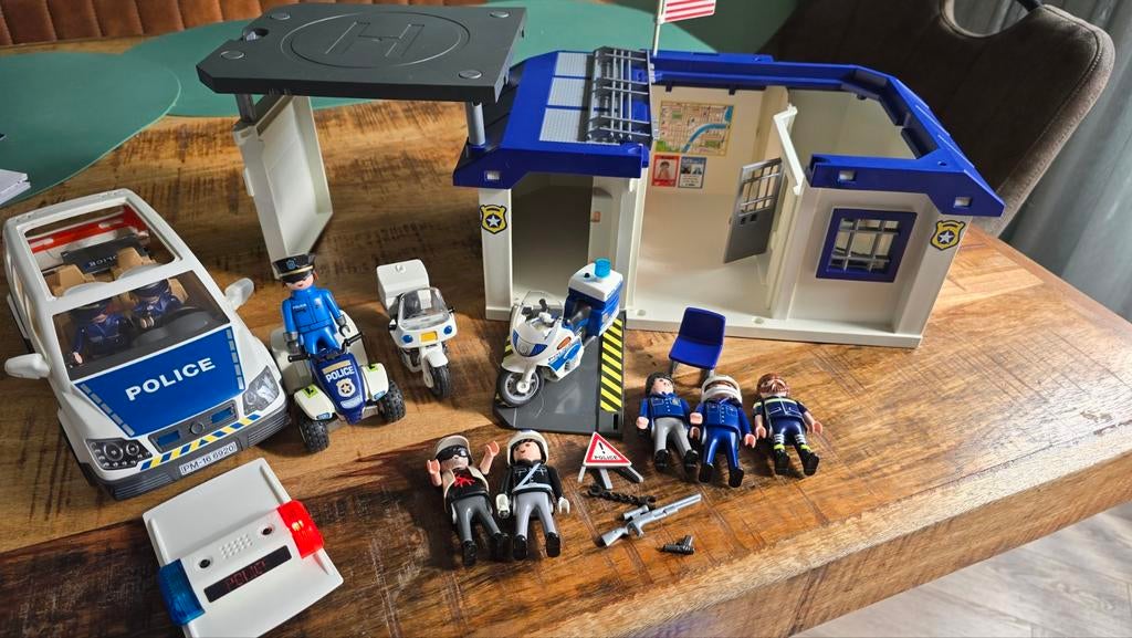 Playmobil Politiebureau met voertuigen en figuren, Kinderen en Baby's, Speelgoed | Playmobil, Ophalen of Verzenden