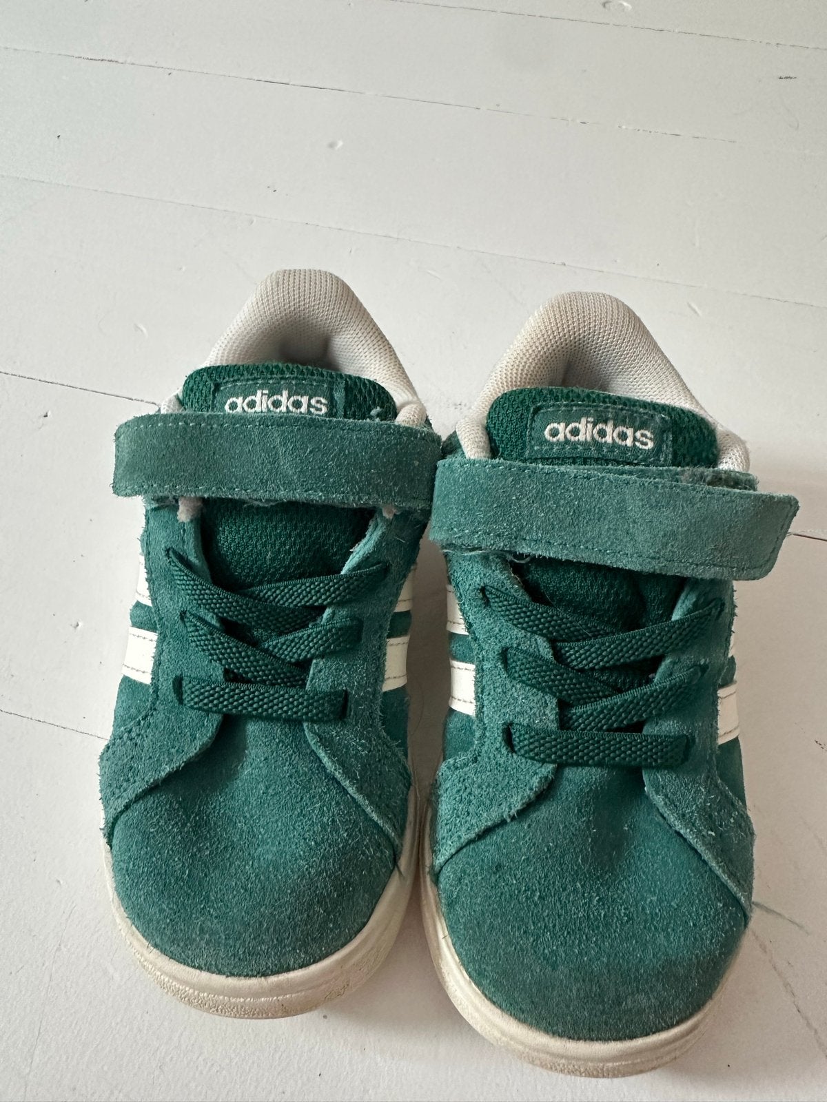 Adidas sneakers groen maat 24, Ophalen, Gebruikt, Jongen of Meisje, Sportschoenen