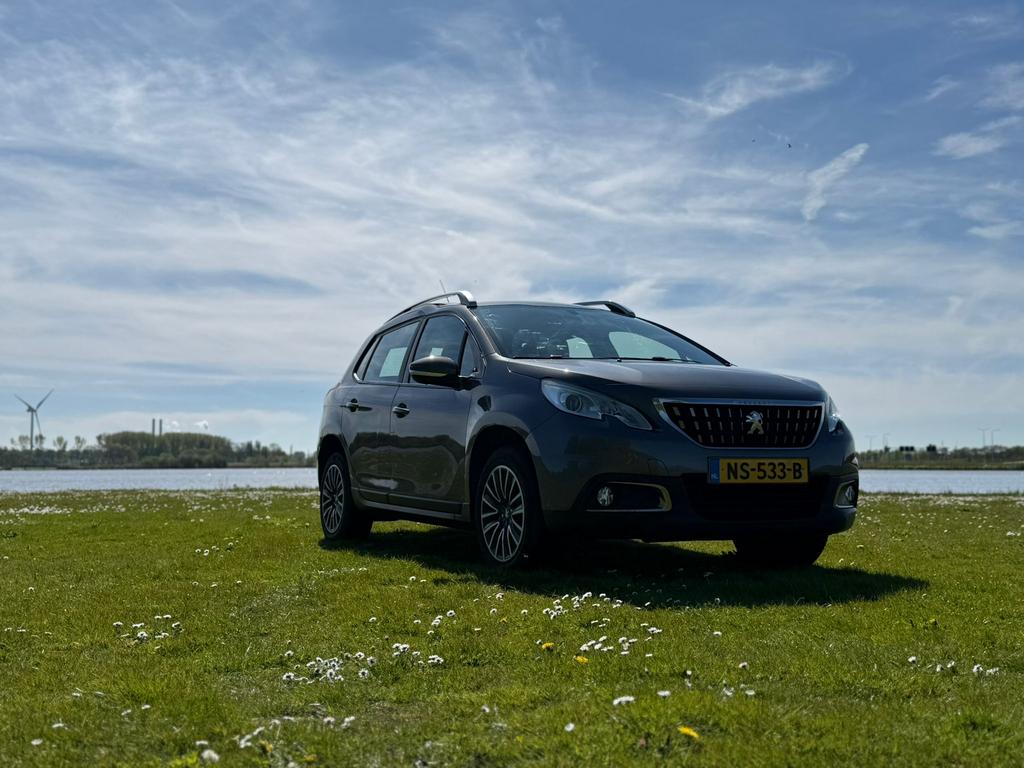 Peugeot 2008 1.2 VTI 81KW 2017 Grijs, Auto's, Peugeot, Particulier, ABS, Airbags, Airconditioning, Apple Carplay, Bluetooth, Boordcomputer