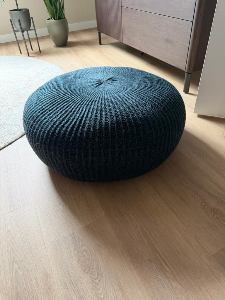 Donkerblauwe poef van IKEA, Ophalen, Minder dan 50 cm, Zo goed als nieuw, Stof