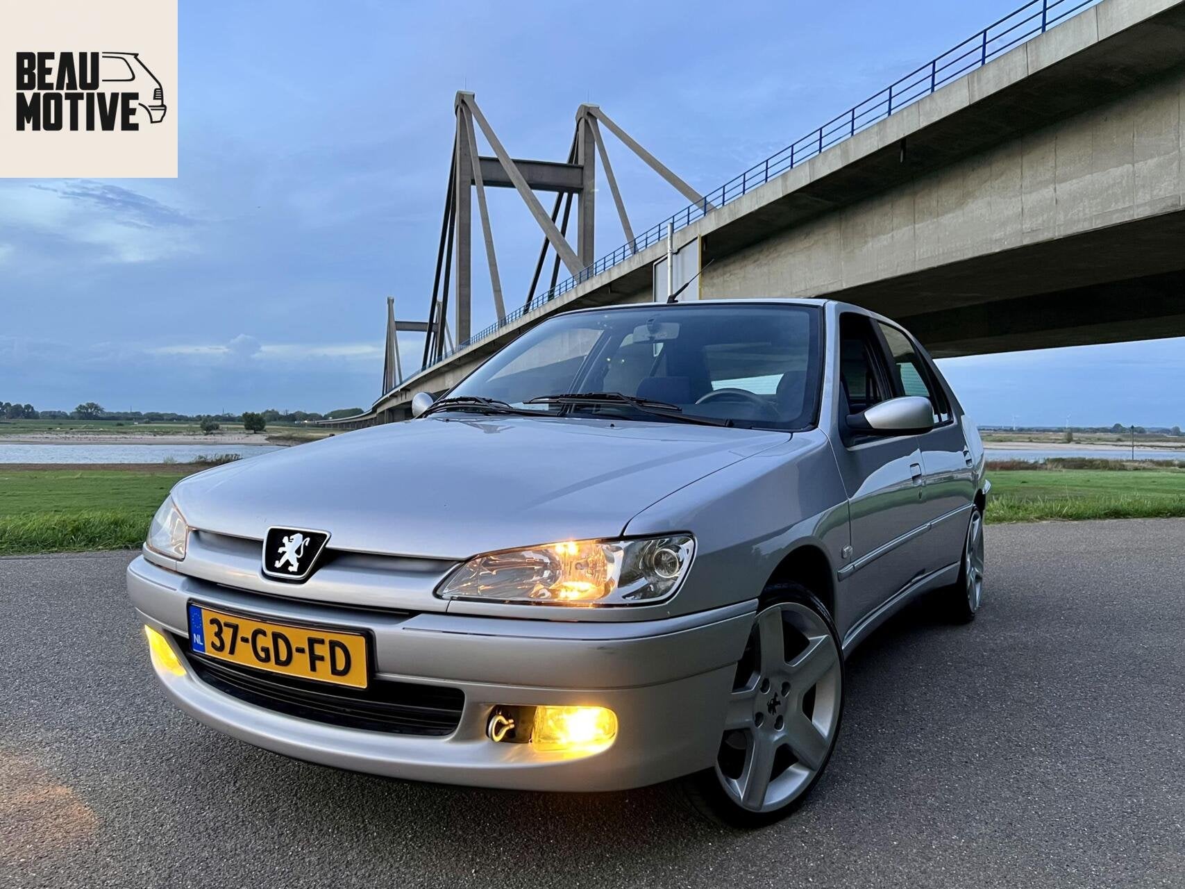 Peugeot 306 1.4 XR SEDAN >17” 206 RC< Airco, Trekhaak, NAP, Stof, Origineel Nederlands, Handgeschakeld, 75 pk