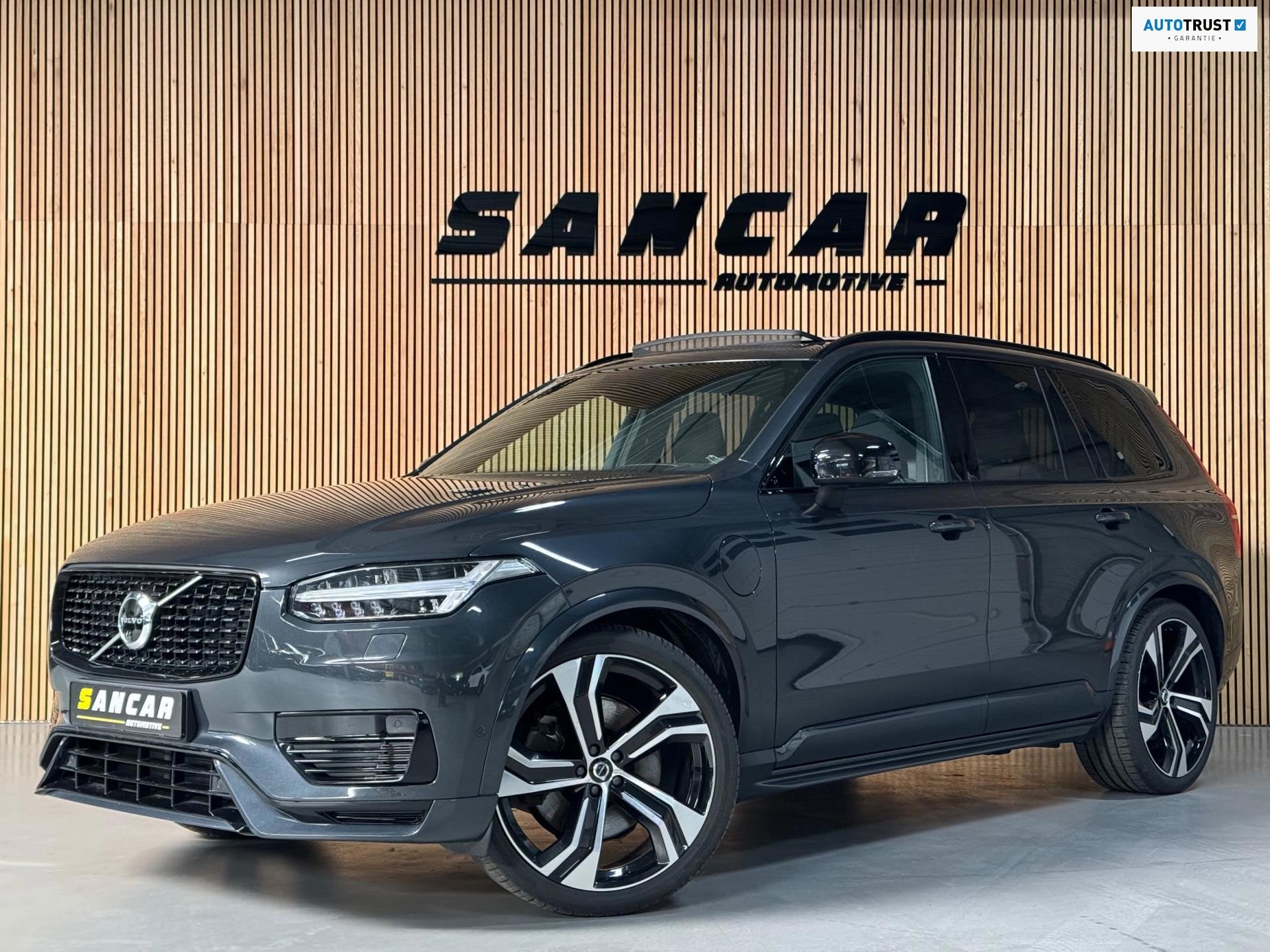 Volvo XC90 2.0 T8 Recharge AWD R-Design LONG RANGE|PANO|LUCH, Gebruikt, 4 cilinders, 1969 cc, Verwarmde buitenspiegels