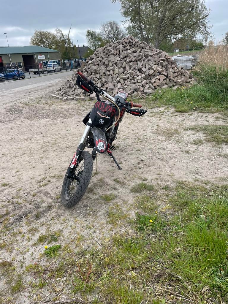 Orion pitbike 140cc, Fietsen en Brommers, Brommers | Crossbrommers, Ophalen, Zo goed als nieuw, Overige merken