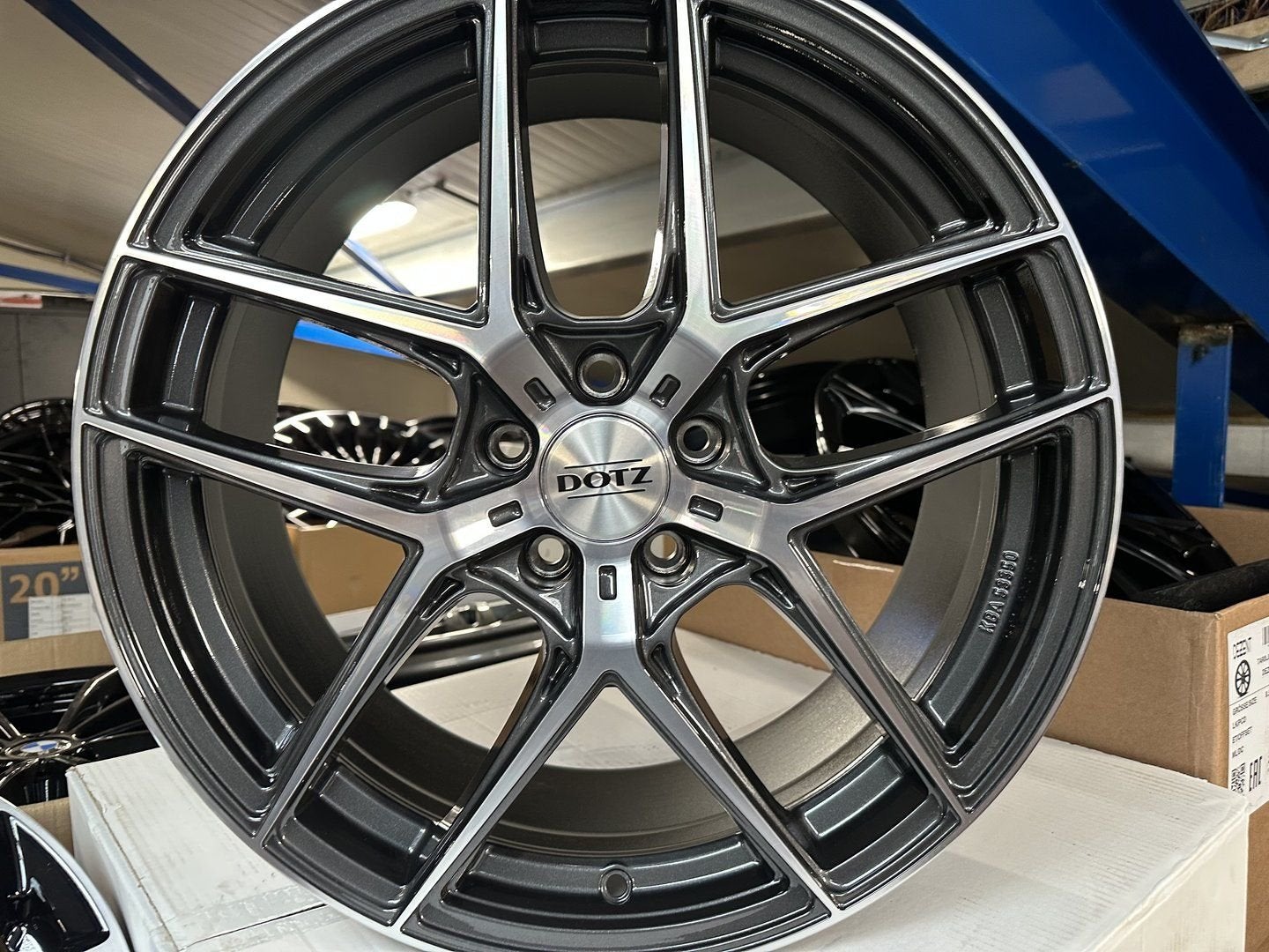 Nieuw 19inch VW Audi Seat BMW Skoda DOTZ Style Velgen! 5x112, 19 inch, -, -, Banden en Velgen