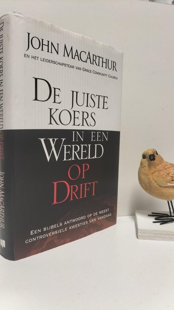 MacArthur, John; De juiste koers in een wereld op drift, Boeken, Ophalen of Verzenden, Gelezen, Christendom | Protestants