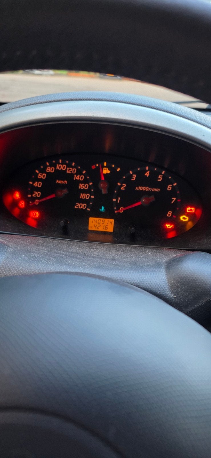 Foto 8 van Nissan Micra 1.2 59KW 3DR 2005 Zwart