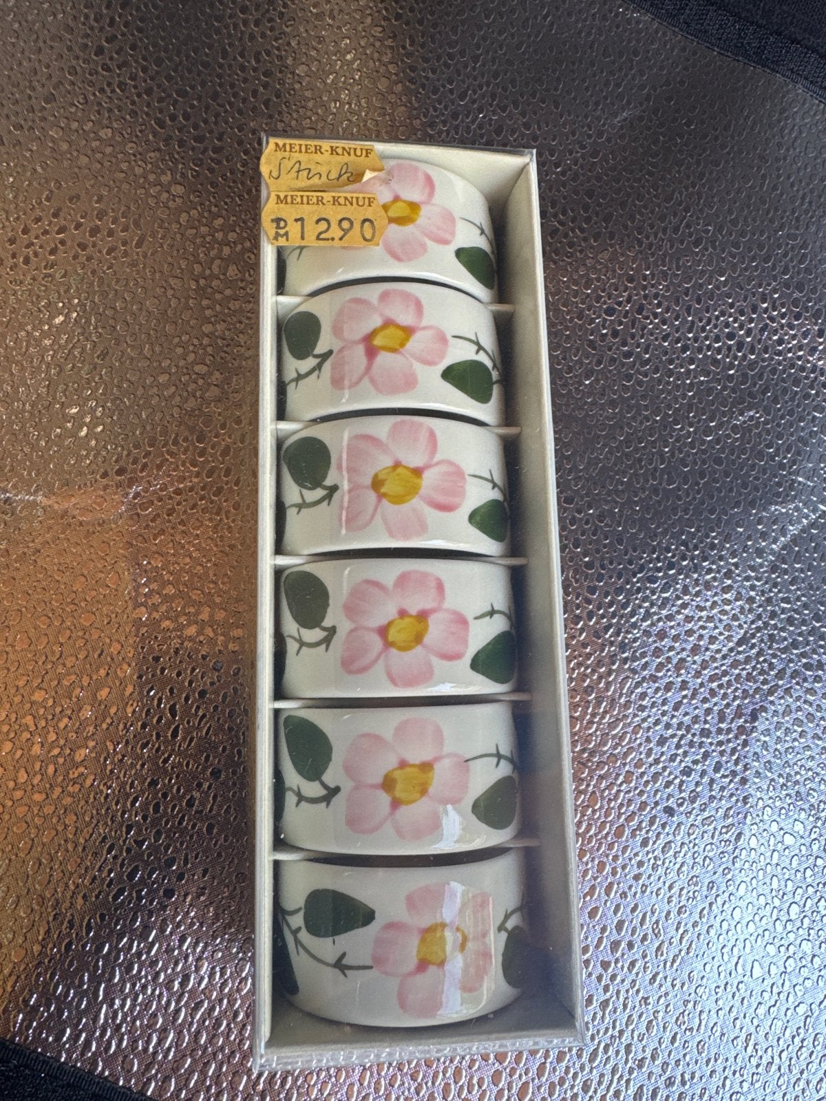 Villeroy & Boch Wild Rose servetringen (6 stuks), Huis en Inrichting, Keuken | Servies, Klassiek, Nieuw, Ophalen of Verzenden