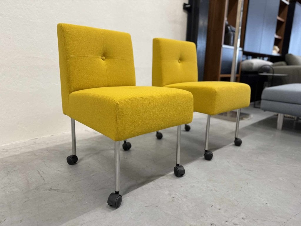2 Nieuw Gelderland 7714 Knopenstoelen geel stof wiel stoel, Twee, Overige kleuren, Nieuw, Industrieweg 15