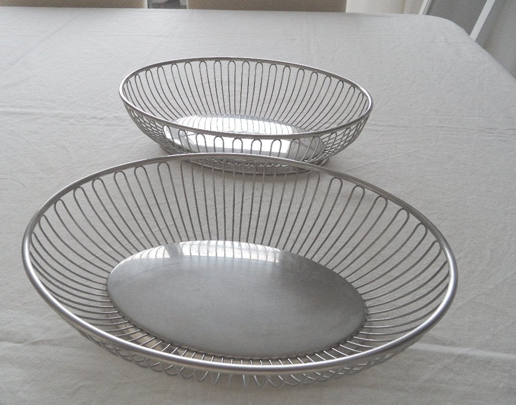 2 Alessi Ufficio Tecnico Brood/Fruitschaal RVS 28 cm, Huis en Inrichting, Ophalen of Verzenden, Gebruikt, Ovaal, Metaal
