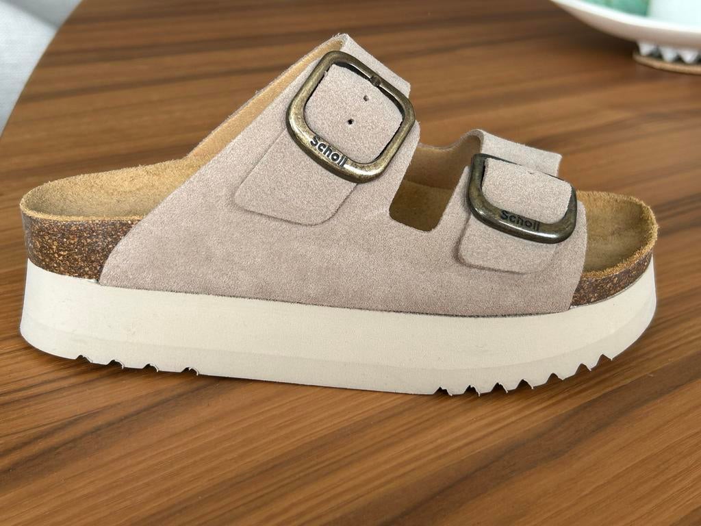Hippe (hoge zool) Scholl Slippers Beige Suède - Maat 37, Slippers, Beige, Ophalen of Verzenden, Zo goed als nieuw