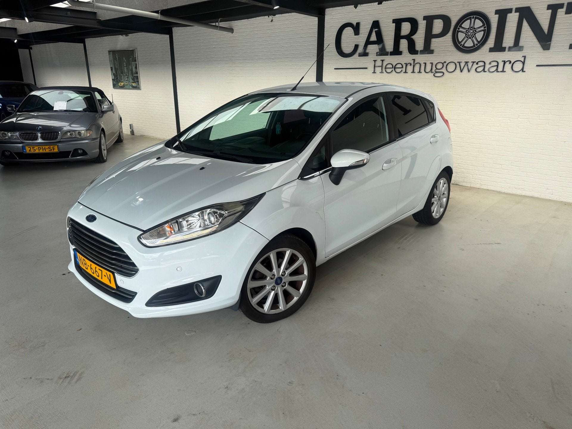 Ford Fiesta 1.0 EcoBoost Titanium 2017 Automaat 101PK Camera, Auto's, 101 pk, Euro 6, Wit, Bedrijf