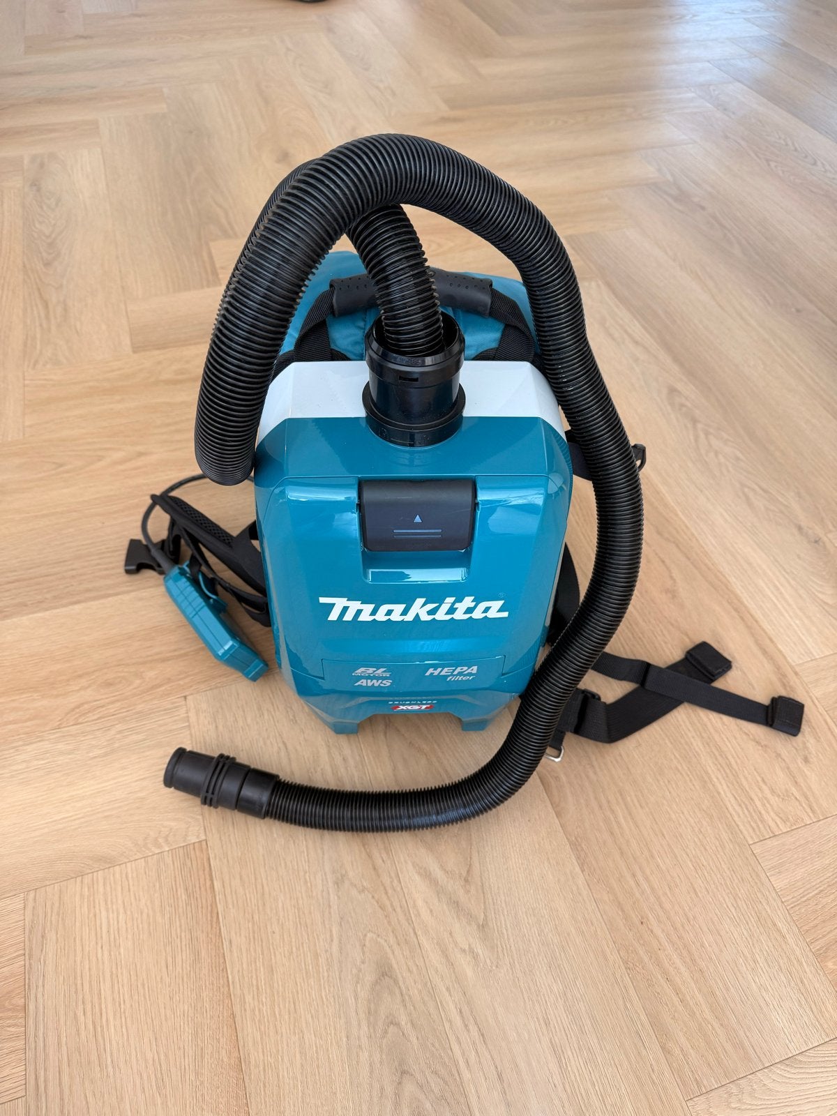 Makita VC009G AWS bouwstofzuiger 40V XGT, Doe-het-zelf en Verbouw, Gereedschap | Machine-onderdelen en Toebehoren, Ophalen, Zo goed als nieuw
