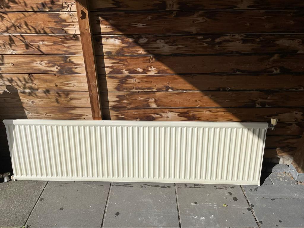 Radiator, Doe-het-zelf en Verbouw, Verwarming en Radiatoren, Ophalen, 30 tot 80 cm, Gebruikt, Radiator