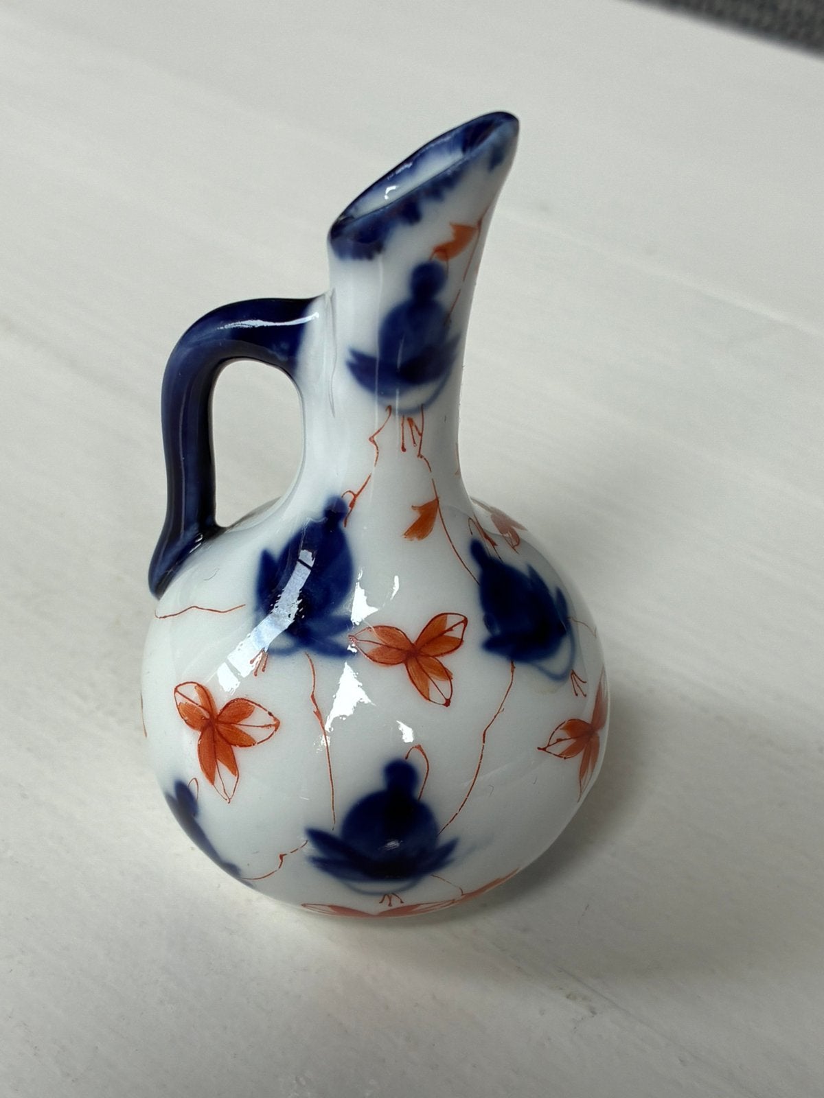 Schenkflesje Imari Japan miniatuur kobalt blauw rood, Ophalen of Verzenden